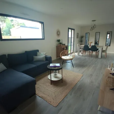 Gite L'escapade Bord De Mer Holiday home Jullouville-les-Pins